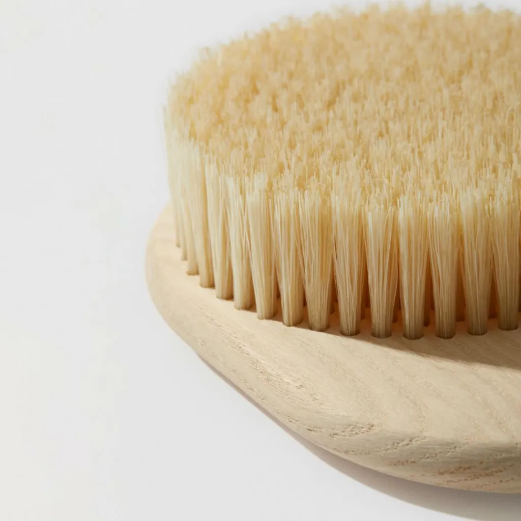 NUORI Smoothing Body Brush< Badetilbehør