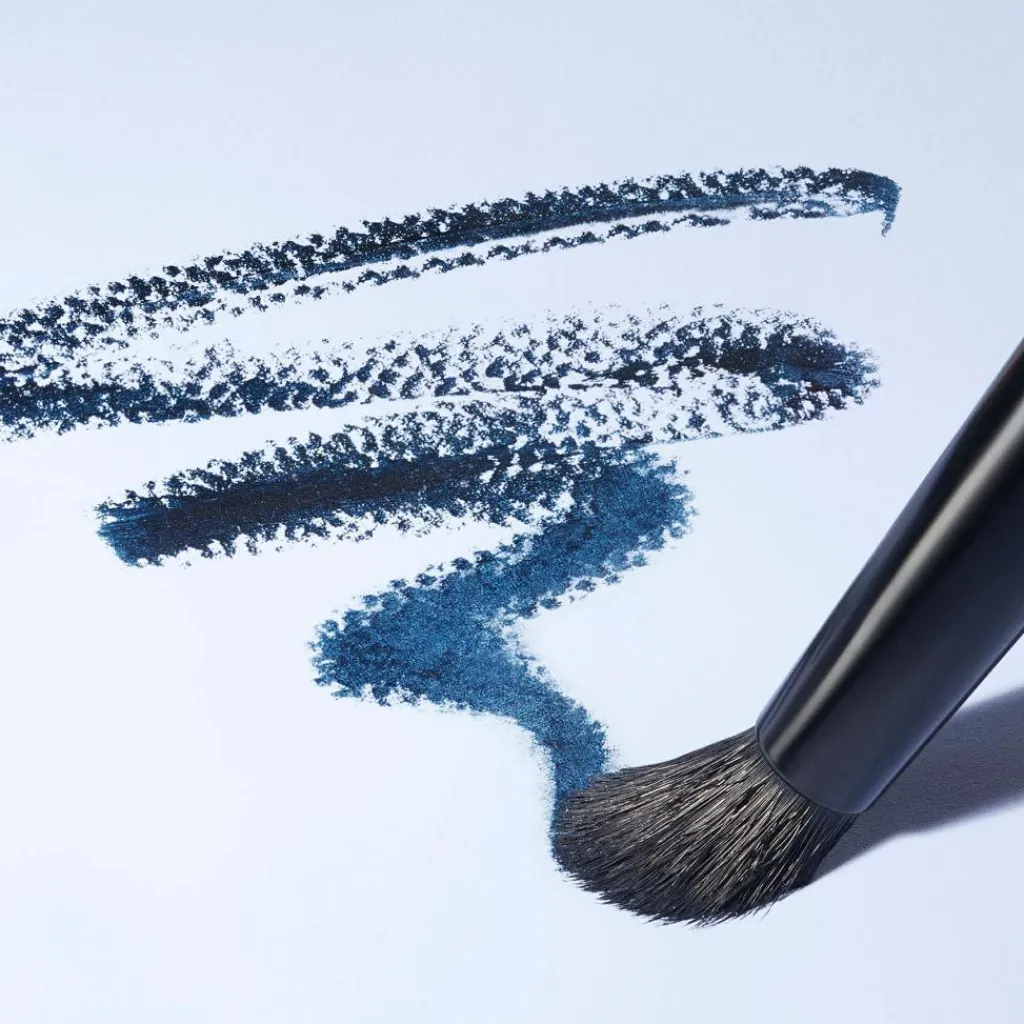 e.l.f. Smudge'n'Smoke Eyeliner Brush< Øjenskyggepensler