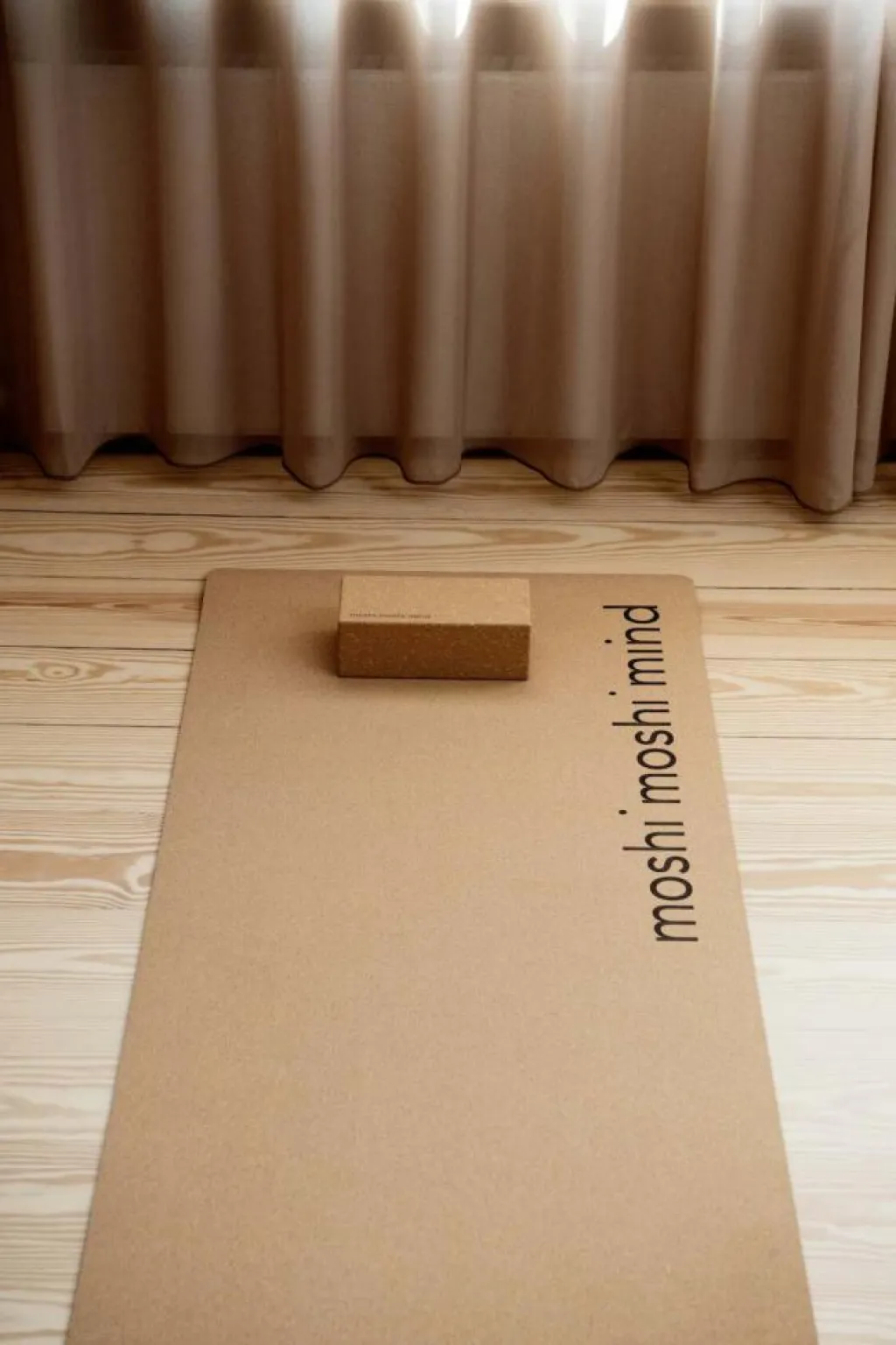 moshi moshi mind Soft Surface Cork Yogamåtte< Yogaudstyr