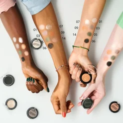 Essence Soft Touch Eyeshadow< Øjenskygge