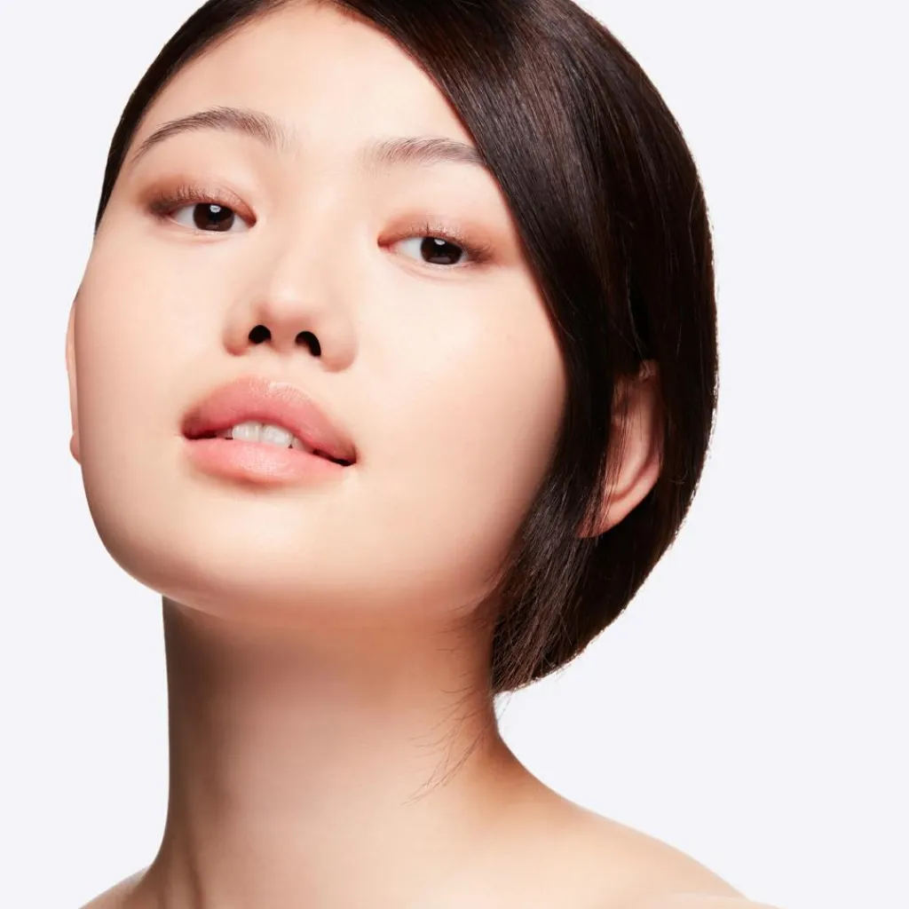 MAC Primer<Studio Radiance Moisturizing + Illuminating Silky Primer