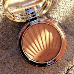 Clarins Summer Look Bronzing Powder Compact< Bronzer
