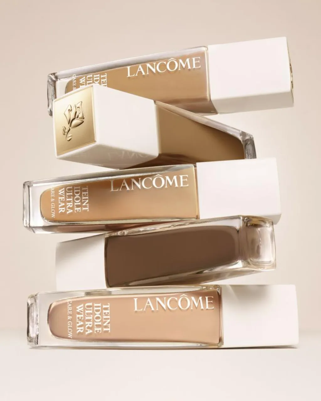 Lancôme Foundation<Teint Idôle Ultra Wear Care & Glow