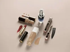 Lancôme Foundation<Teint Idôle Ultra Wear Care & Glow