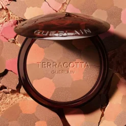 GUERLAIN Foundation>Terracotta Light Bronzing Powder