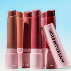 Kylie Cosmetics Tinted Butter Balm< Læbestift