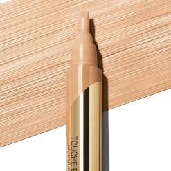 Yves Saint Laurent Touche Éclat Illuminating Pen< Concealer