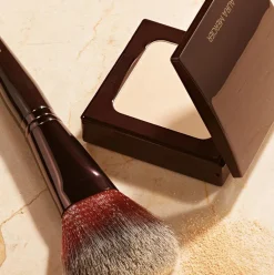 Laura Mercier Pudder><noscript><img width=