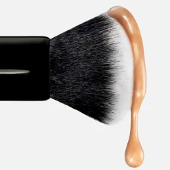 e.l.f. Blush- & Bronzerbørster|Foundationbørster>Ultimate Blending Brush