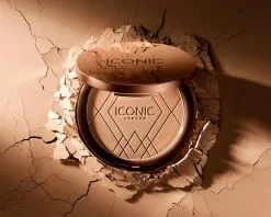 ICONIC LONDON Ultimate Bronzing Powder< Highlight & Contour