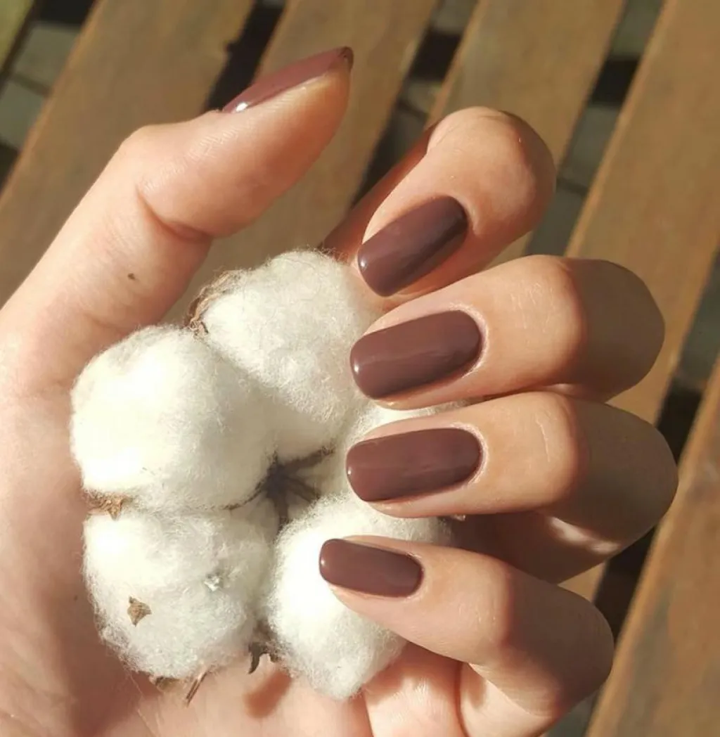CND Neglelak<Vinylux long Wear Polish