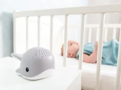 Zazu Natlamper|Lys & Lamper>Wally the Whale Projector