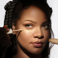 Fenty Beauty Concealer<We're Even Hydrating Longwear Concealer
