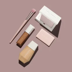 Fenty Beauty Concealer<We're Even Hydrating Longwear Concealer