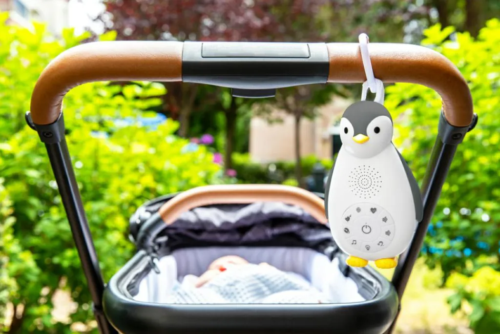 Zazu Øvrig<Zoe the Penguin Sound Machine